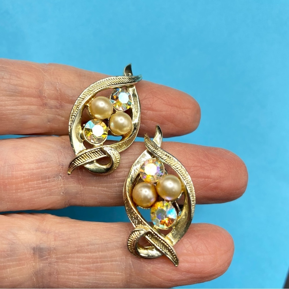 CORO Clip On AB & Faux Pearl Silver Tone Vintage Earrings